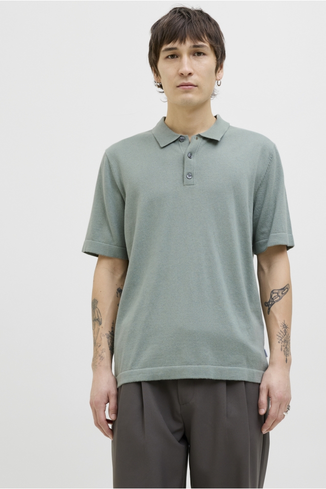 JJEEMIL KNIT RELAXED POLO SS SN 12268216 ICEBERG GREEN